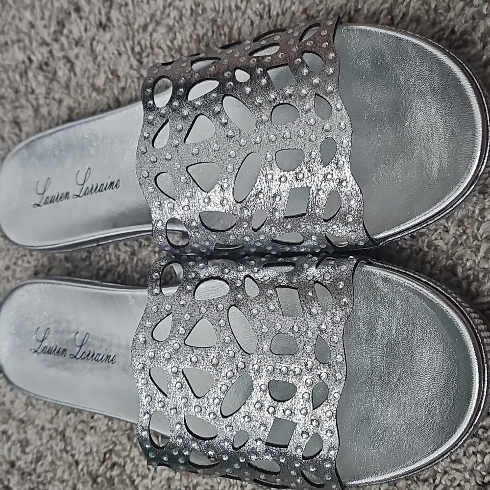 Lauren Lorraine Byanka Silver and Rhinestone Sandals Size 10 NIB